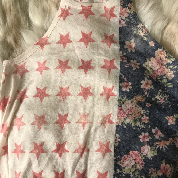 Stars and Floral Tank Top - Picture 3 of 5